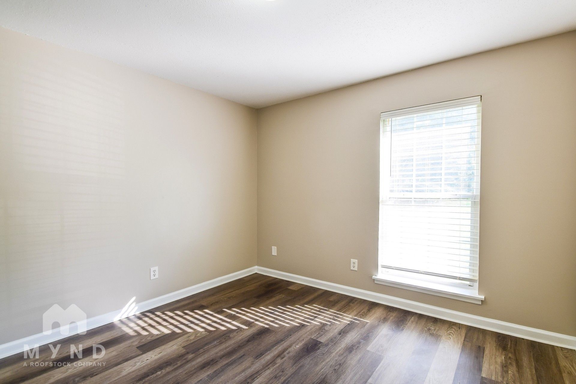 Building Photo - 2695 Shady Grove Dr
