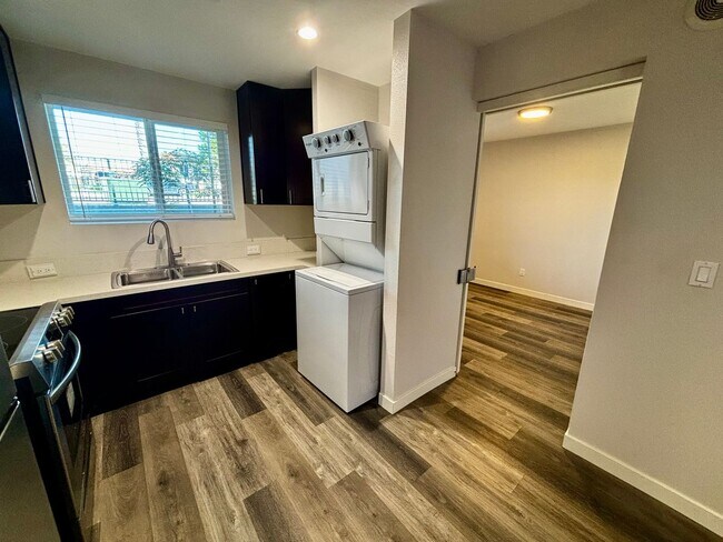 Building Photo - Remodeled 1 bed 1 bath Promotion!