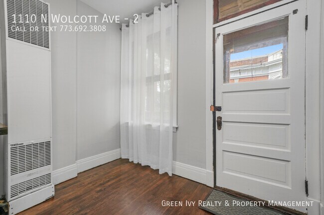 Building Photo - 1110 N Wolcott Ave