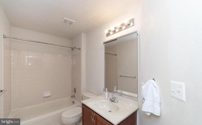 Building Photo - 22530 Scattersville Gap Terrace