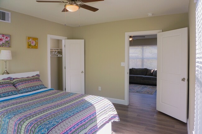 Building Photo - 3703 Market St