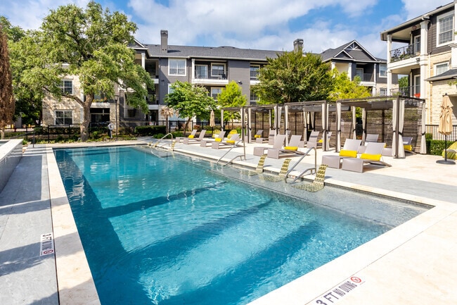 Pool - Preserve at Rolling Oaks