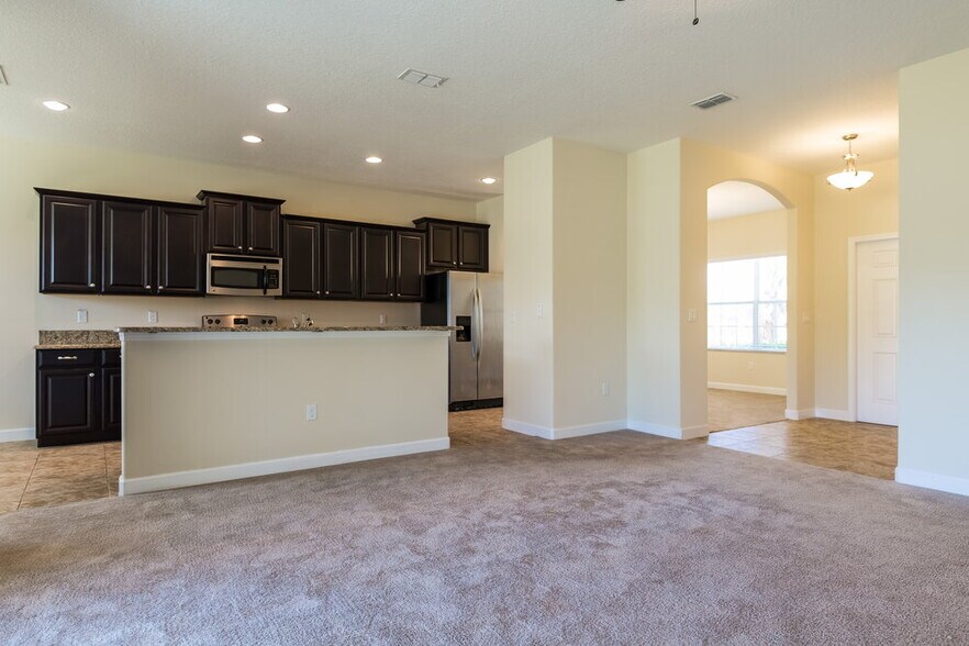 Building Photo - 4723 Coppola Dr