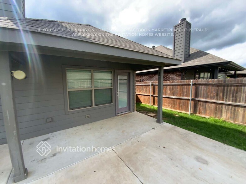 Building Photo - 2533 Weatherford Heights Dr