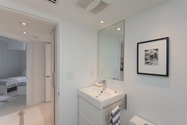 Building Photo - 6301 Collins Ave