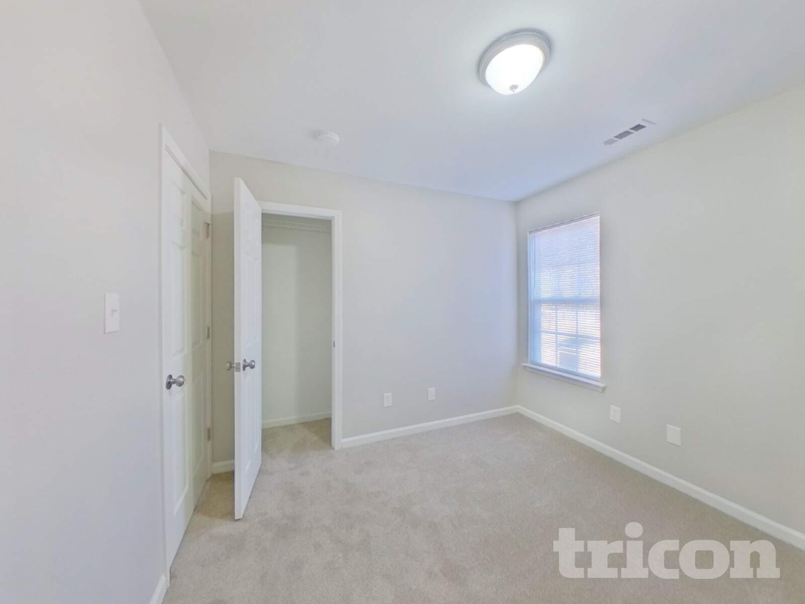 Building Photo - 1110 Hipp Rd