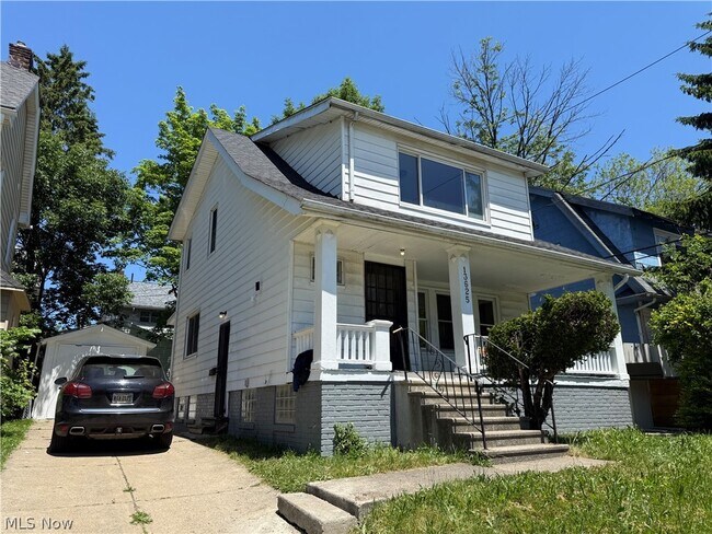 Building Photo - 13625 Cranwood Dr