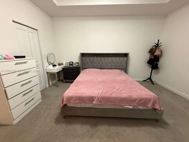 Building Photo - 25253 SW 107th Ct