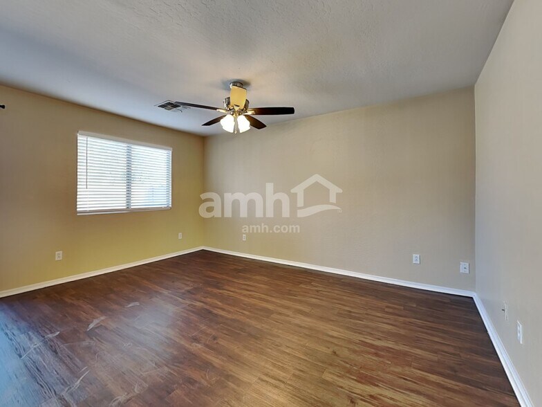 Building Photo - 3250 W Jessica Ln