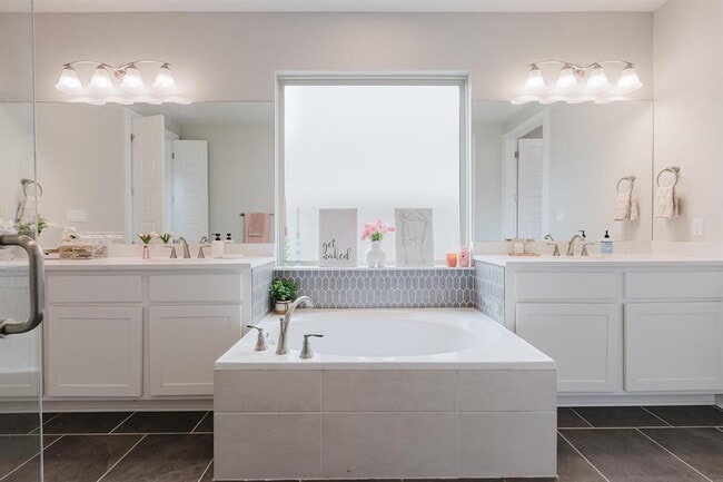 Building Photo - 1104 Lickety Ln