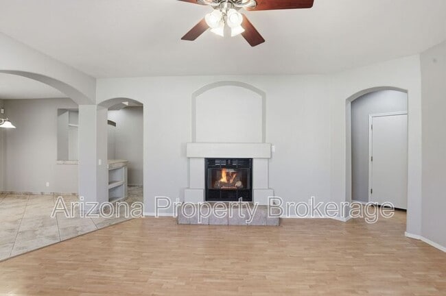 Building Photo - 8717 N 58th Ln