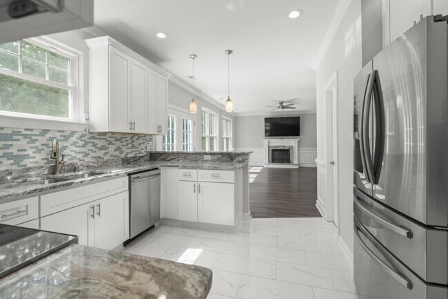 Building Photo - 5924 Roland Smith Dr