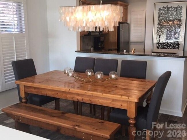 Building Photo - 2 Bedroom Condo in  Portside at Davidson Landing!