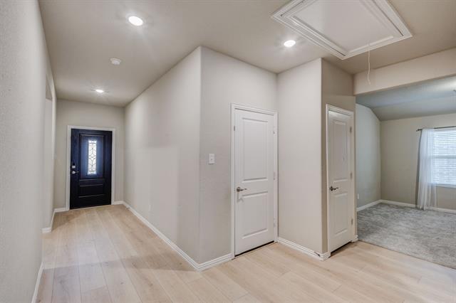 Building Photo - 208 Fieldstone Dr