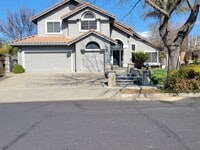 Building Photo - 3168 Orchard View Dr