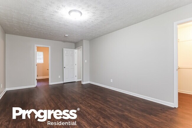 Building Photo - 2585 W Rd