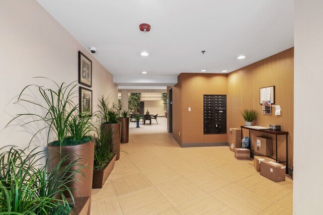 Building Photo - 1Bd/1Ba Seattle Condo
