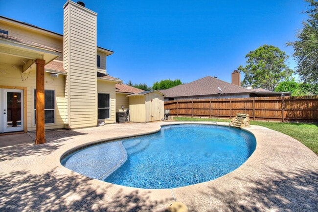 Building Photo - 5101 Cavendish Dr