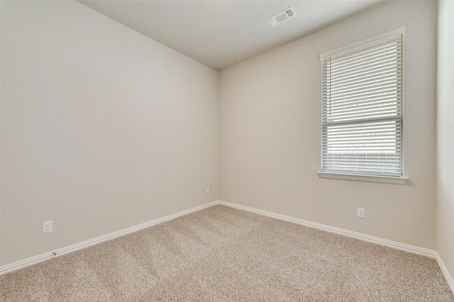 Building Photo - 1127 Mesa St