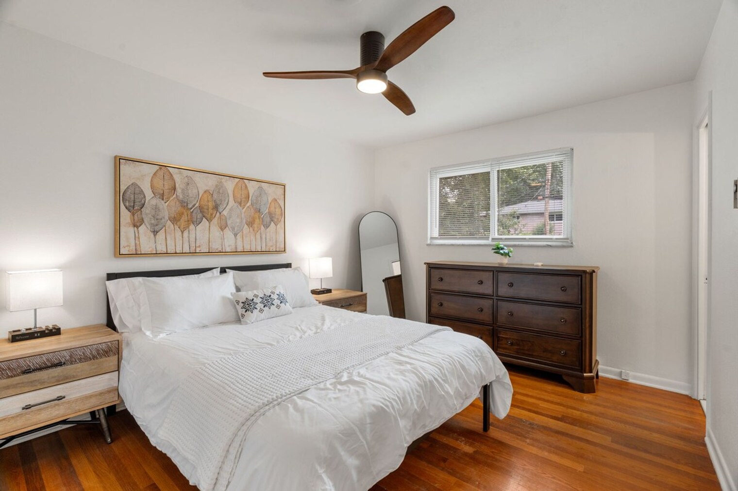 Building Photo - 11814 Flushing Dr