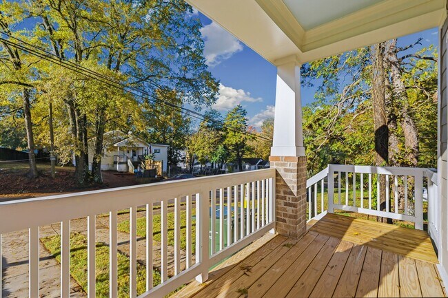 Building Photo - BRAND NEW LUXURY: Furnished 2 Bed/2.5 bath...