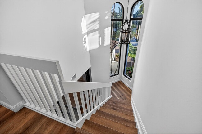 Building Photo - 1505 SE 11th St