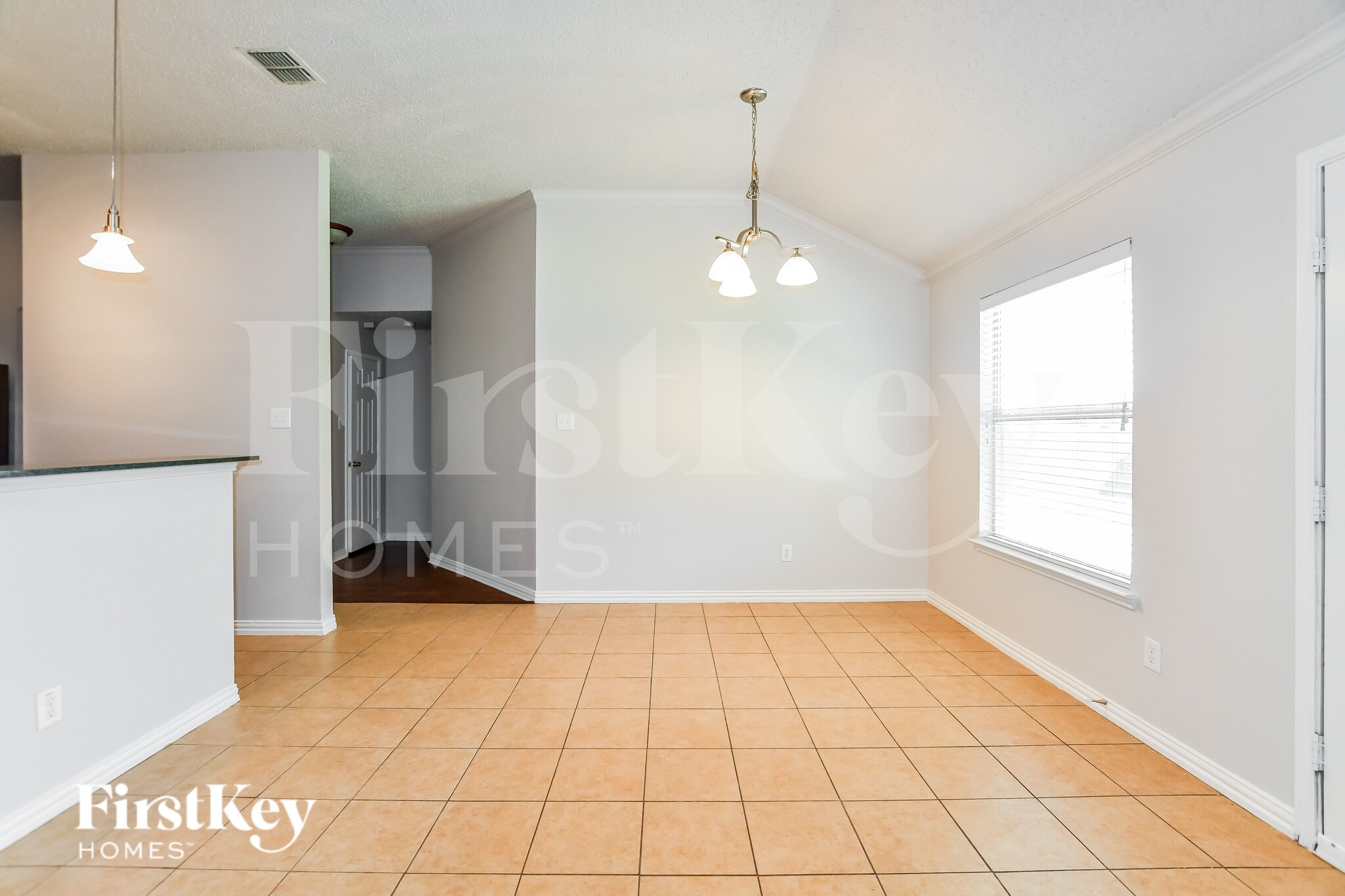 Building Photo - 1008 Hanover Dr