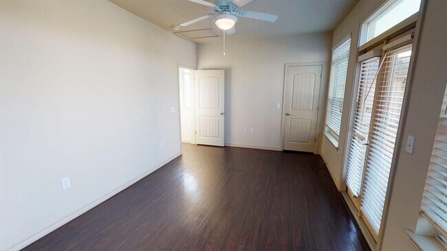 Building Photo - 2606 Wilson St