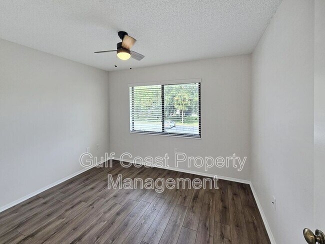 Building Photo - 7837 Eagle Creek Dr