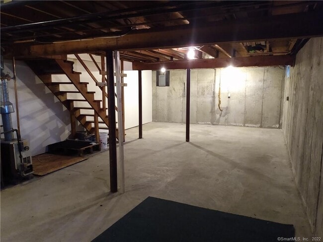 Building Photo - 18 Alyssa Ln