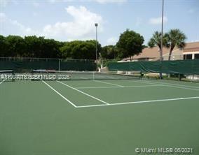 Building Photo - 14301 N Kendall Dr