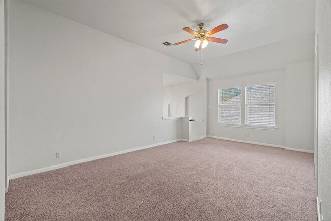 Building Photo - 5639 Taylorcrest Dr