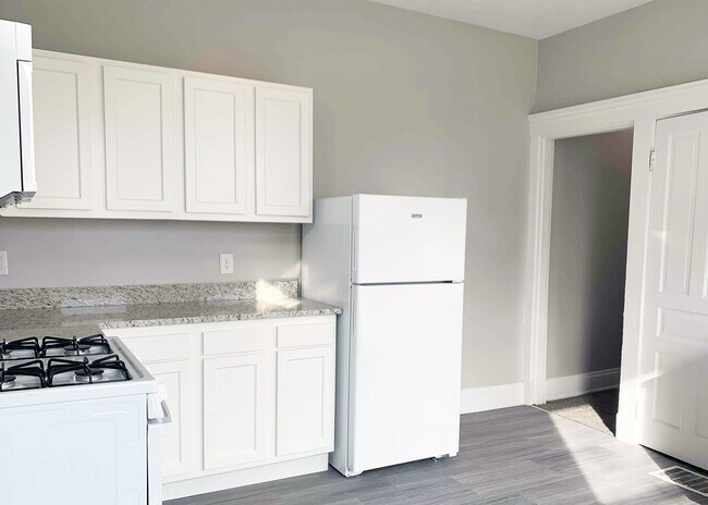 Building Photo - 3207 Jefferson Ave