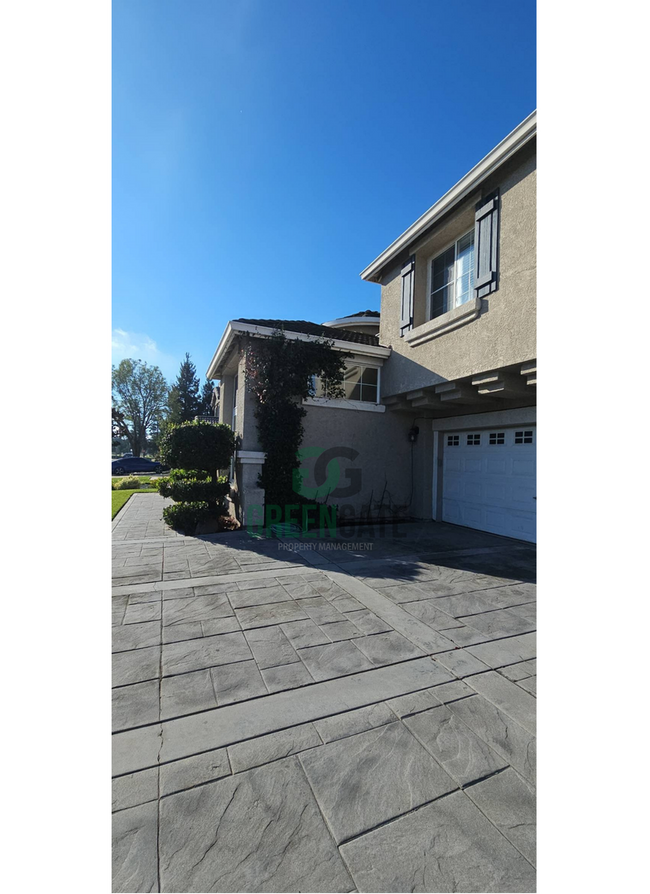 Building Photo - MOVE-IN SPECIAL 1/2 off 1st Months Rent!!! Spacious 4 Bedroom in Manteca!!! Ready