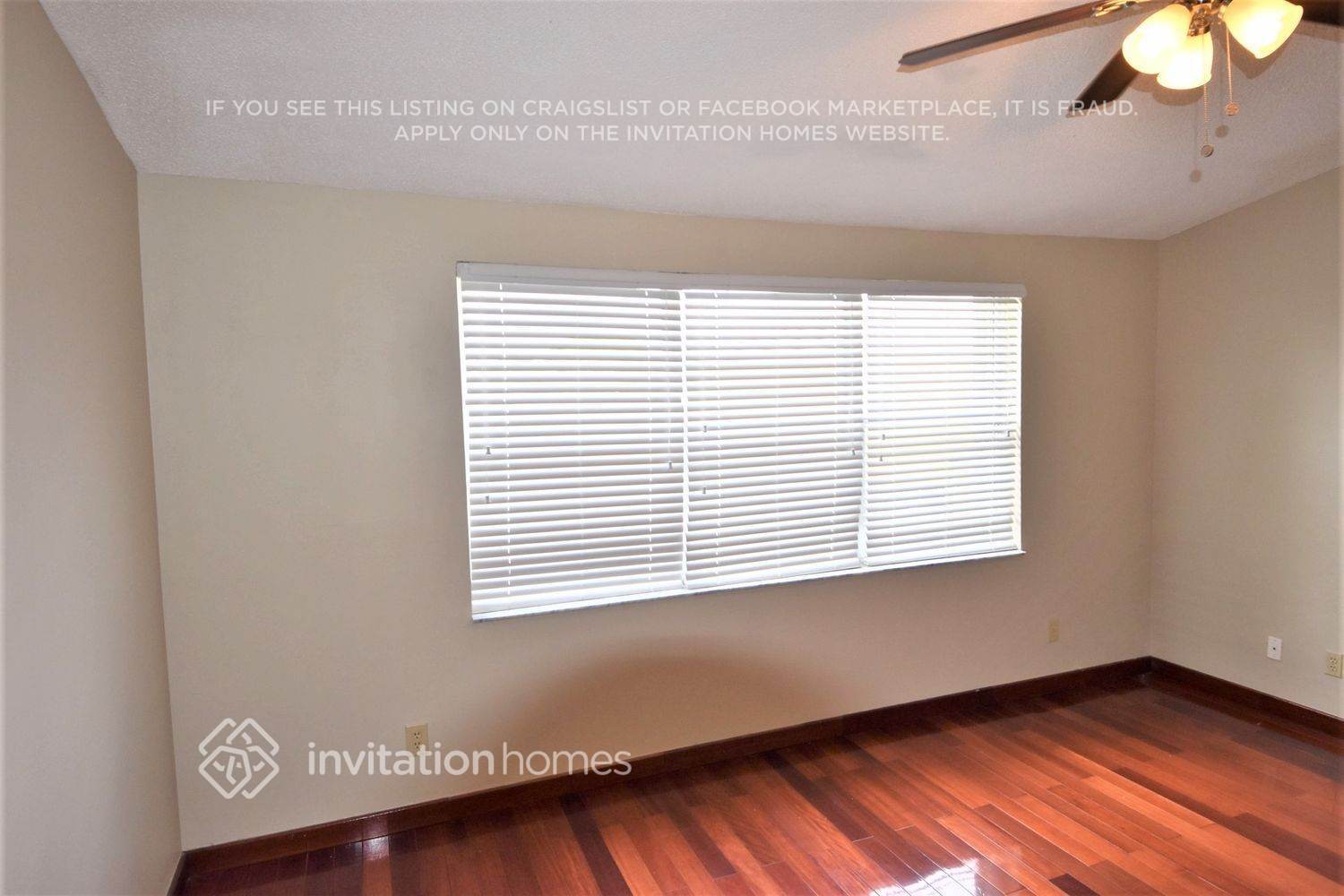 Building Photo - 5426 NW 56th Dr