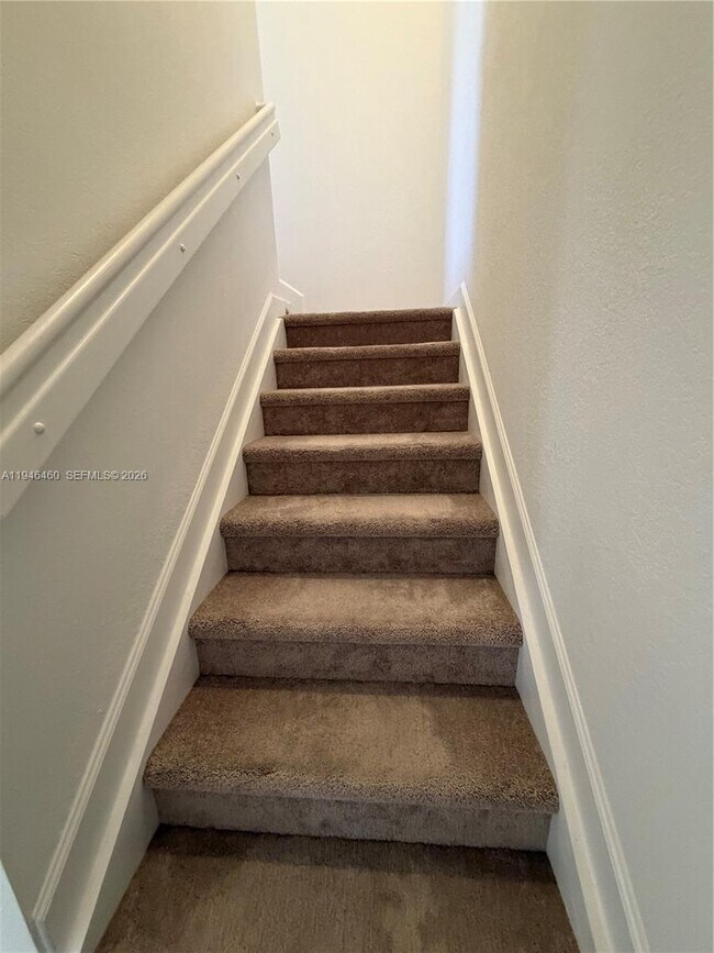 Building Photo - 145 SW 184th Ave