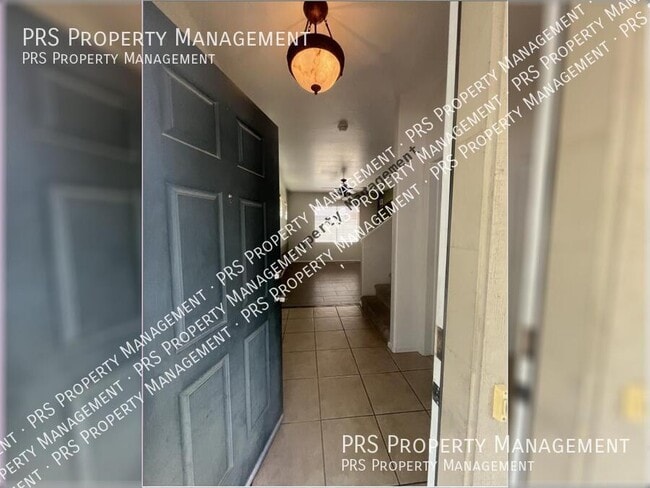 Building Photo - 4222 E Windsor Dr
