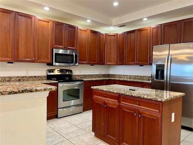 Building Photo - 1340 Rock Dove Ct