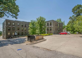 Building Photo - Historic 1 Bed/1 Bath Apartment in the Heart of Sherman Hill!