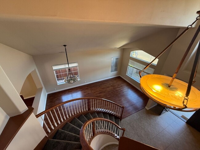 Building Photo - $4795 - Beautiful 5 Bedroom 3 Bath Home wi...