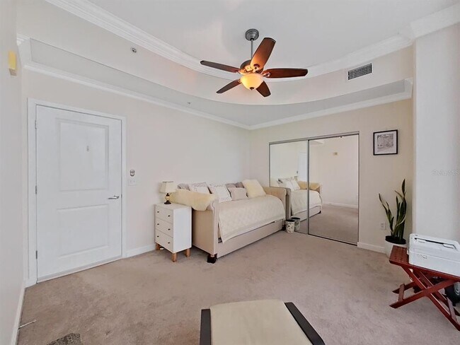 Building Photo - 777 N Ashley Dr