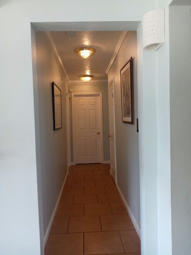 Building Photo - RIO RANCHO-FOUR BEDROOM HOUSE-Furnished