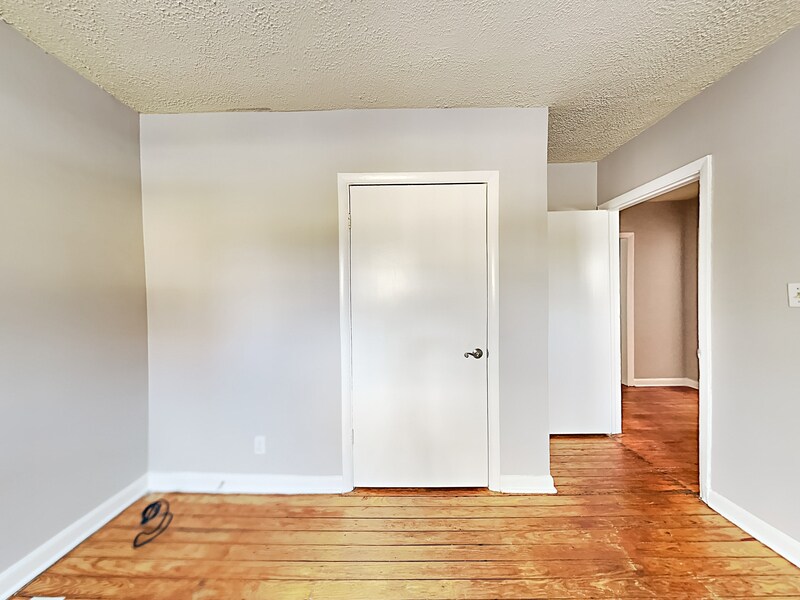 Building Photo - 1332 Eubanks Ave