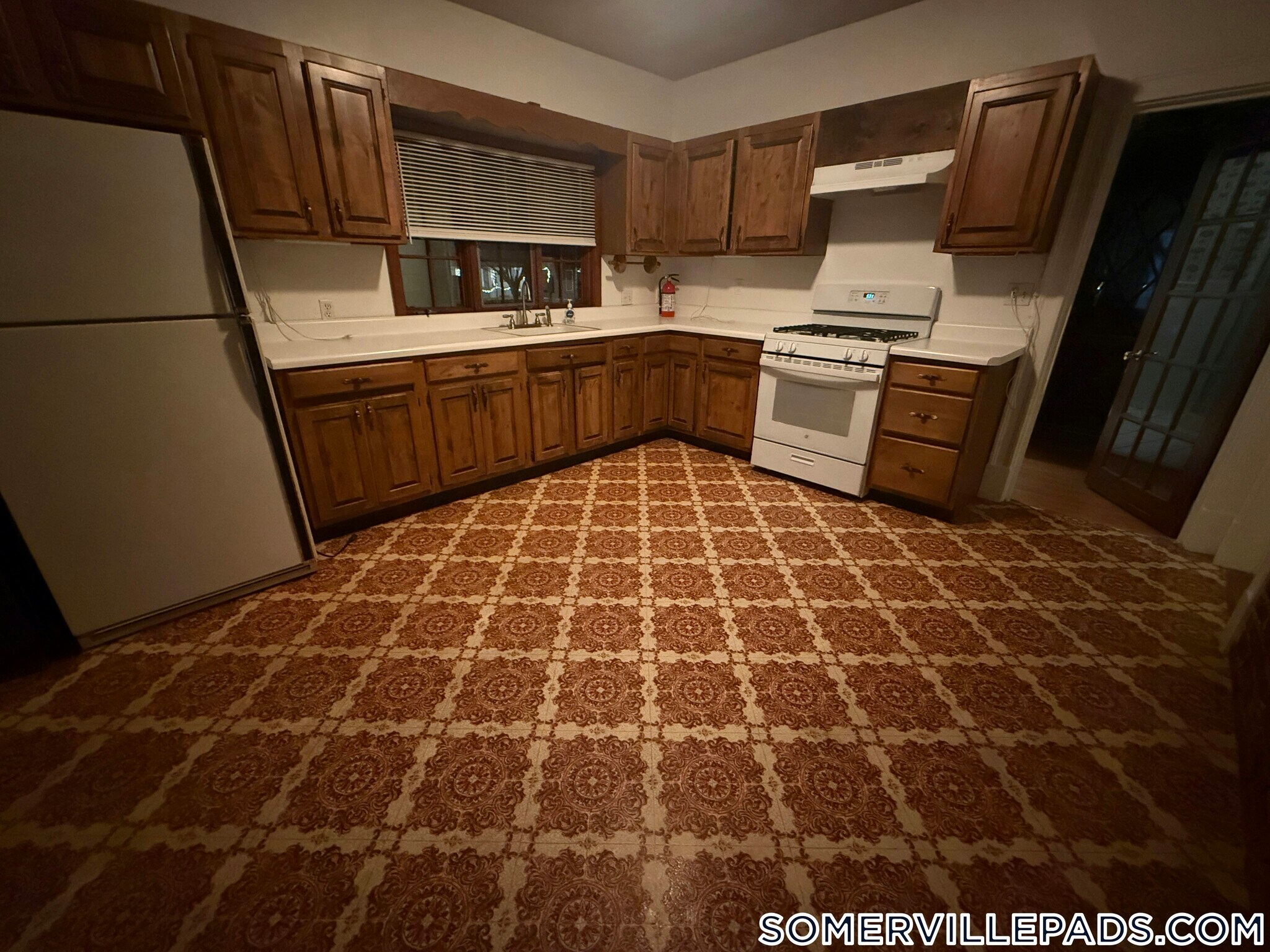 Building Photo - 186 Powder House Blvd