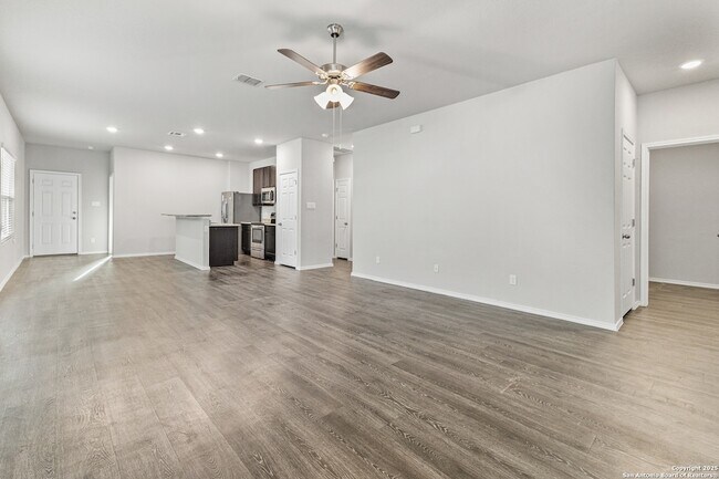 Building Photo - 14631 Stirrup Trce