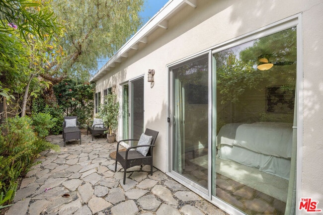 Building Photo - 1039 26th St