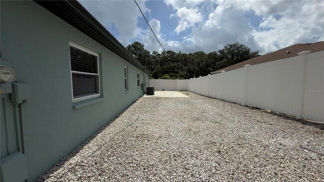 Building Photo - 2469 Lackland Ave
