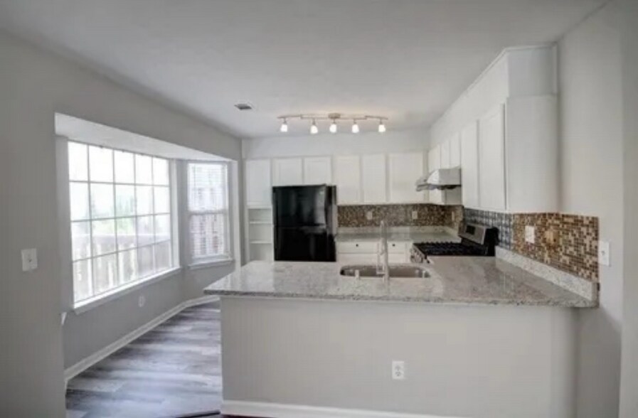 Building Photo - 3319 Merlot Ct