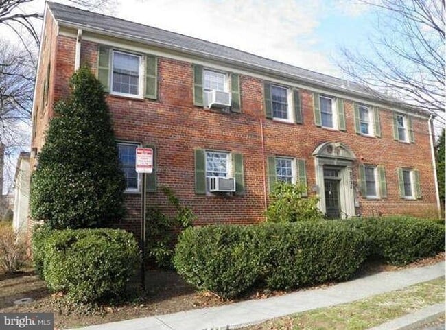Primary Photo - Updated and extremely well-maintained Rock...