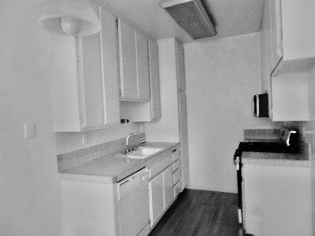 Building Photo - 3648 Motor Ave